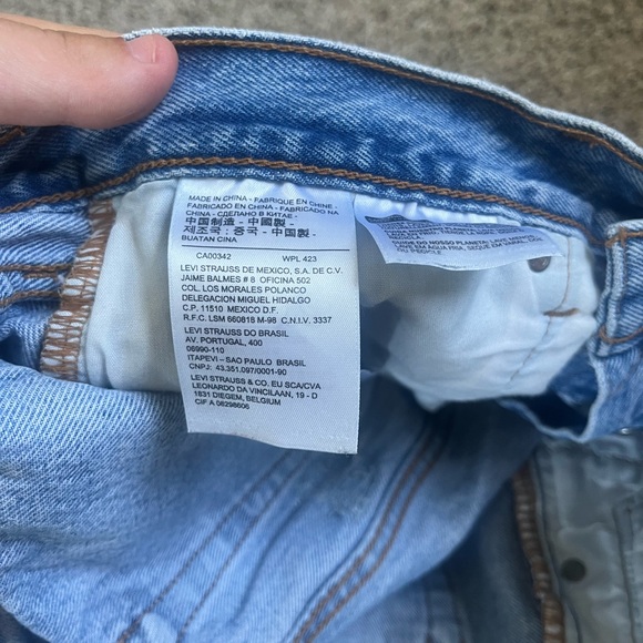 Levi’s 501 Denim Mid Rise Skirt Size 28 Light Blue Wash - Picture 5 of 6